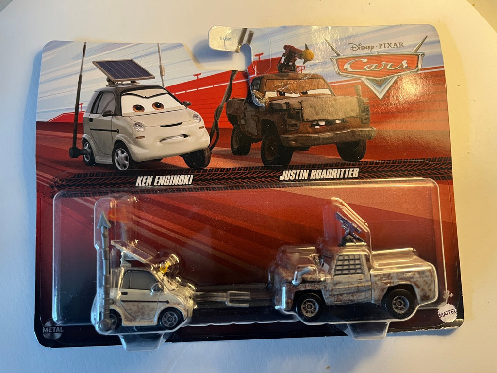 Coffret 2 voitures Cars Disney Pixar Ken Enginoki + Justin Roadritter
