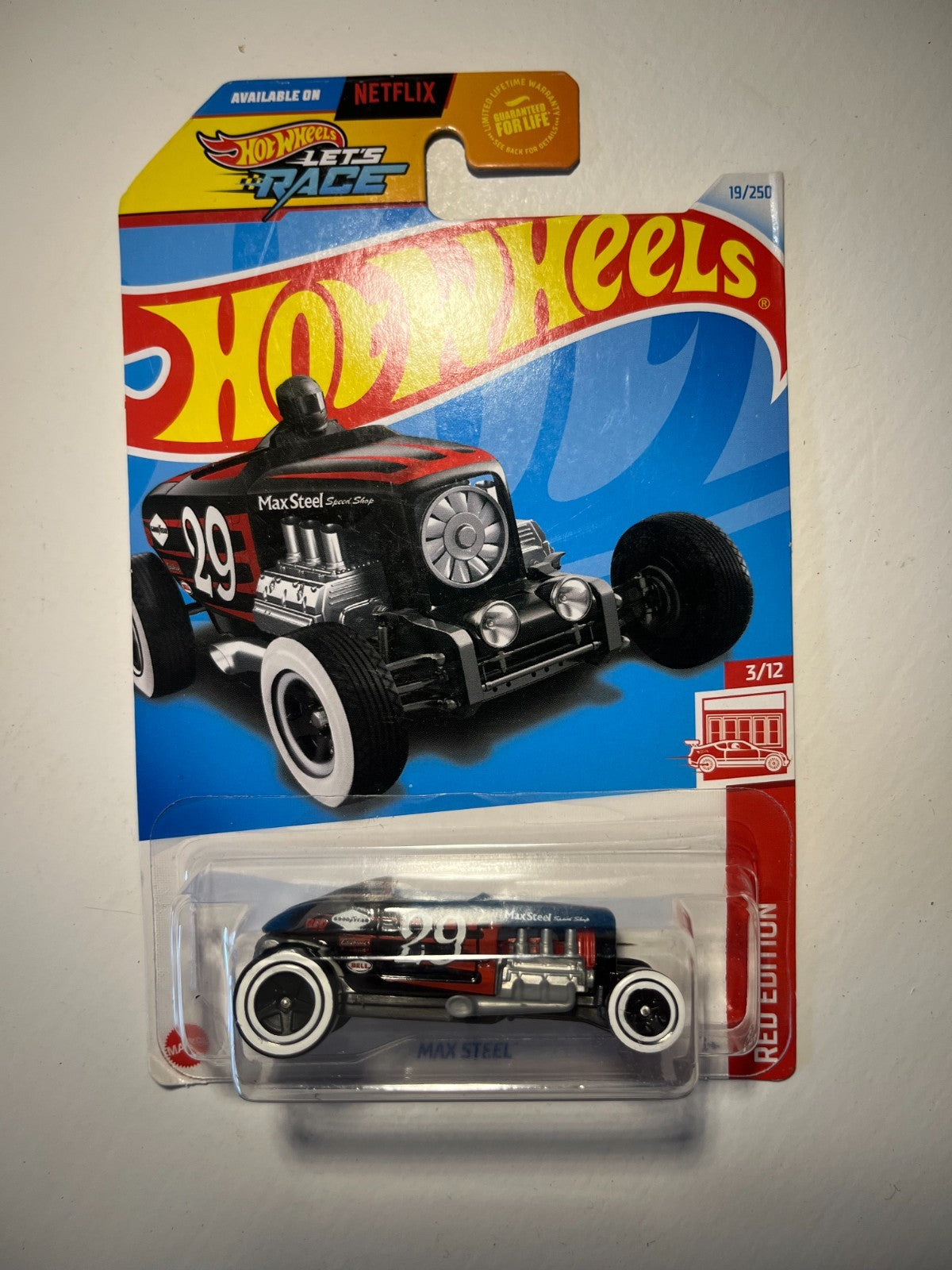 Hot Wheels Red Edition – Max Steel