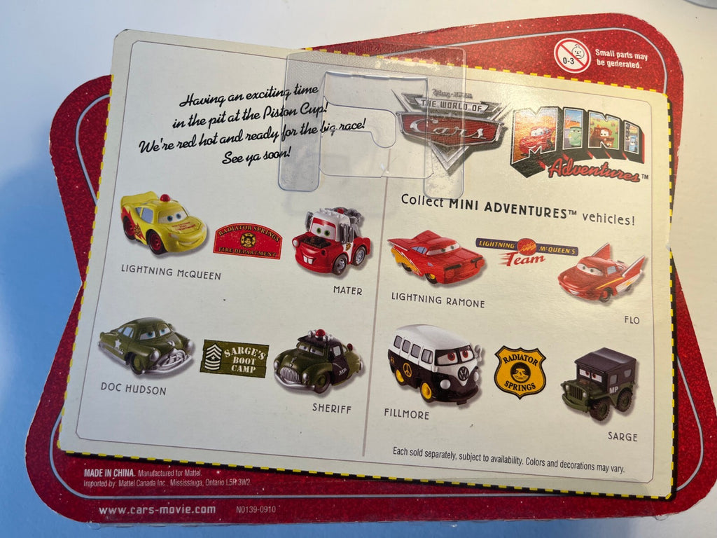 Coffret 2 voitures mini adventures Cars Disney Pixar