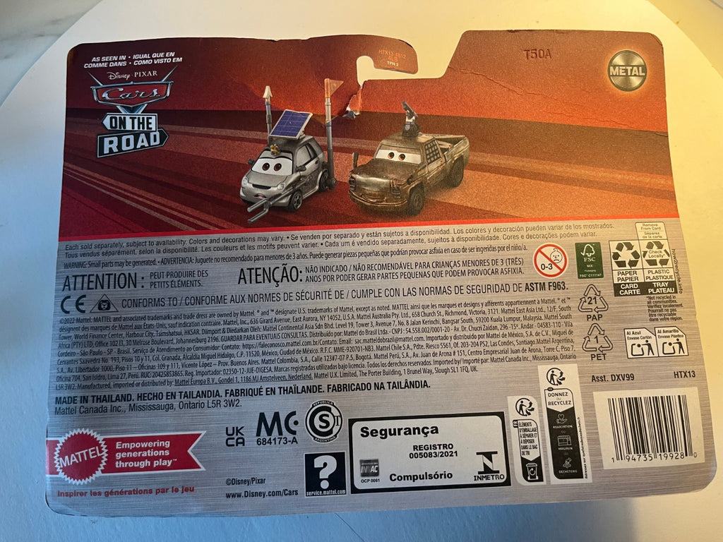Coffret 2 voitures Cars Disney Pixar Ken Enginoki + Justin Roadritter