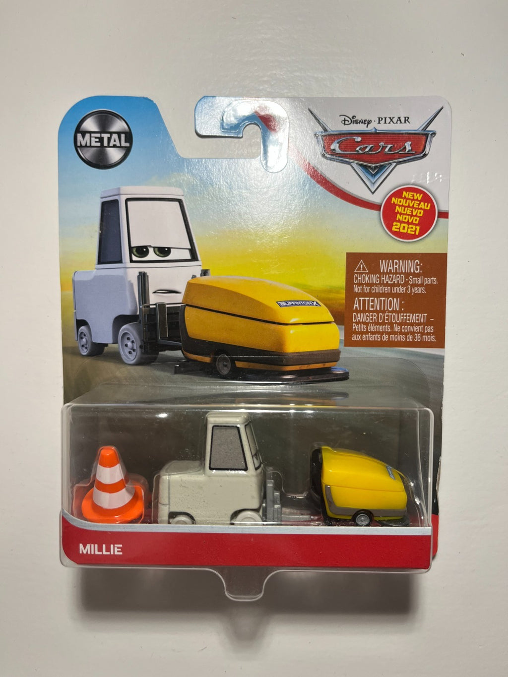 Voiture Cars Disney Pixar Millie