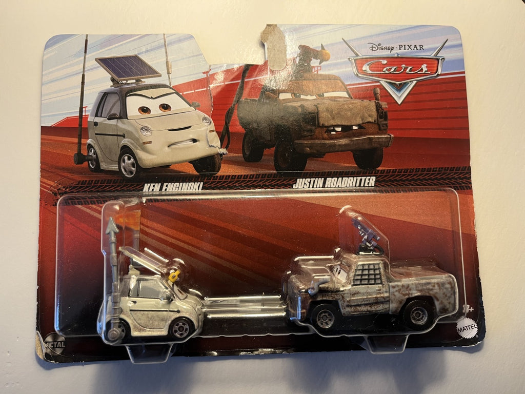 Coffret 2 Voitures Cars Disney Pixar Ken Enginoki + Justin Roadritter