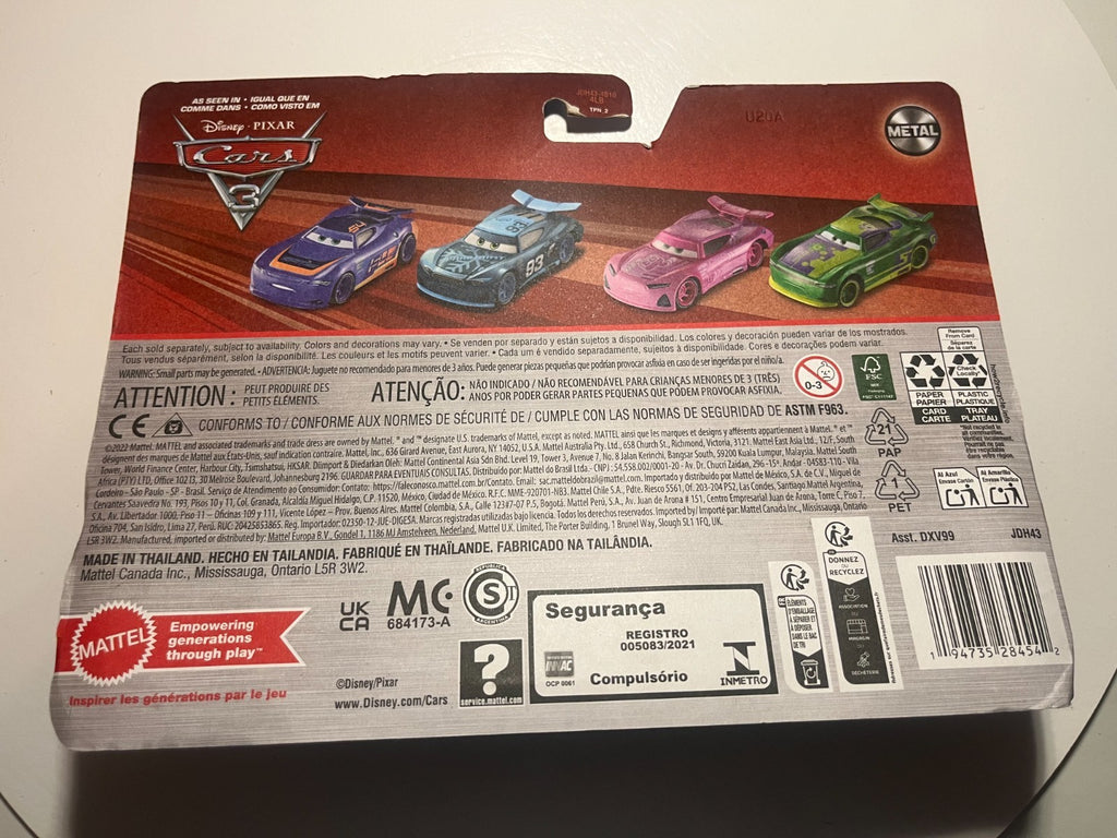 Coffret 2 Voitures Cars Disney Pixar Nick Shift + Barry DePedal