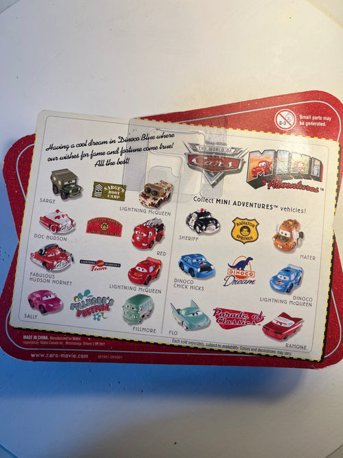 Coffret 2 voitures mini adventures Cars Disney Pixar Chick Hicks + Mcqueen Dinoco