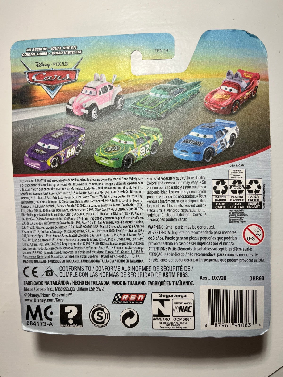 Voiture Cars Disney Pixar Flash Mcqueen avec des oreilles de lapin