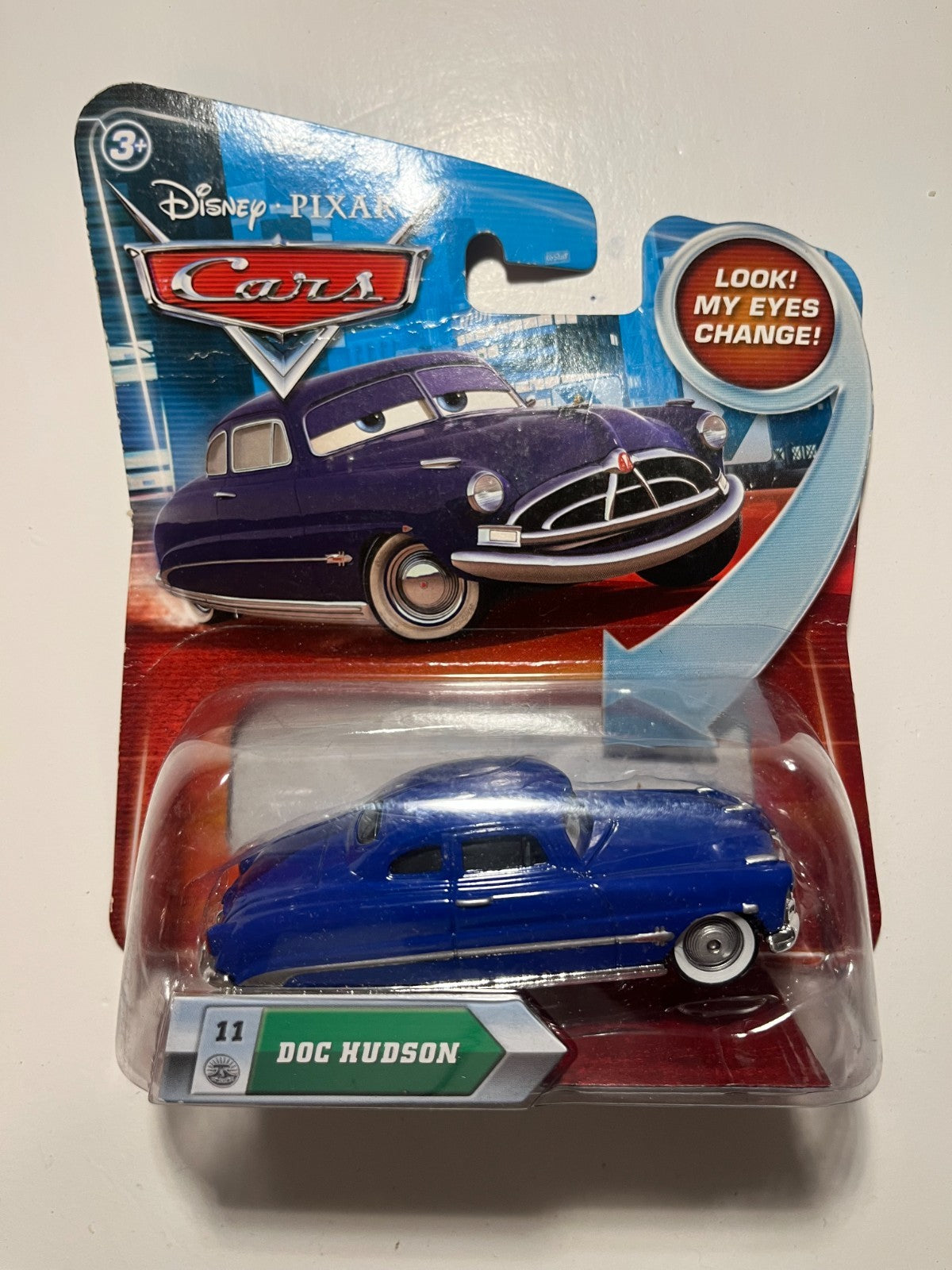 Voiture Cars Disney Pixar Doc Hudson avec yeux lenticulaires