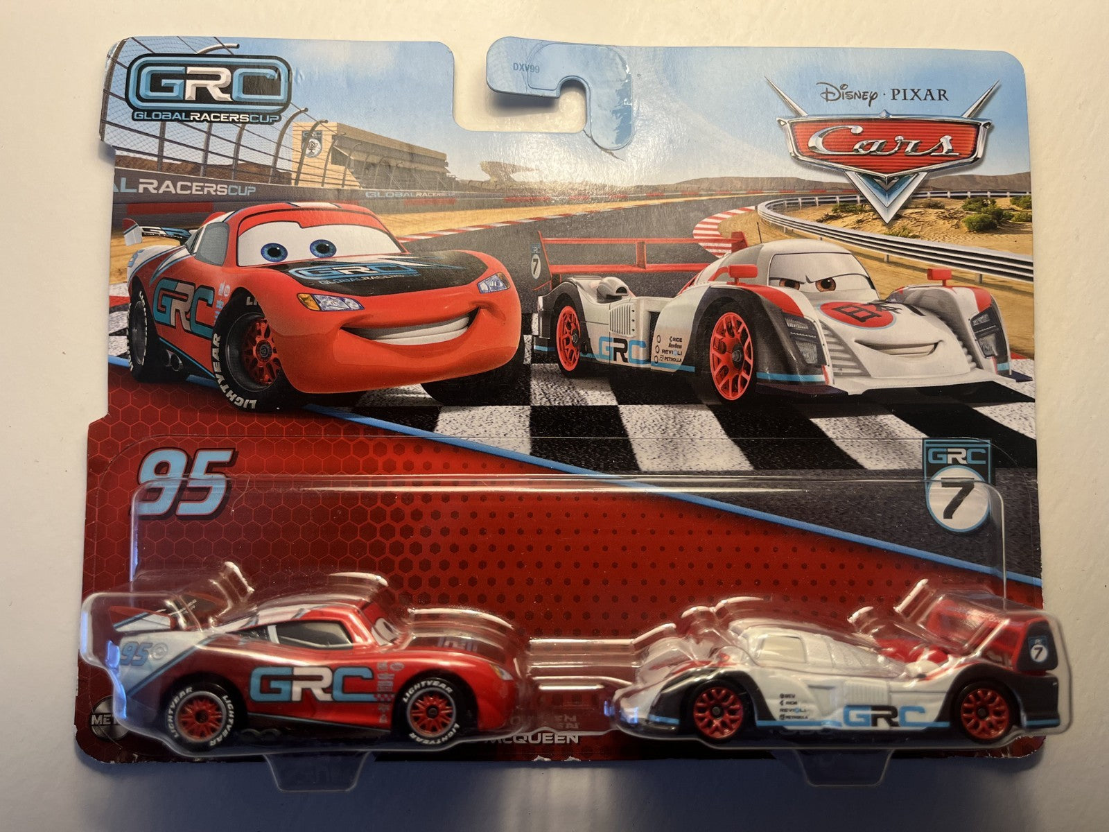 Coffret 2 Voitures Cars Disney Pixar Flash Mcqueen + Todoroki