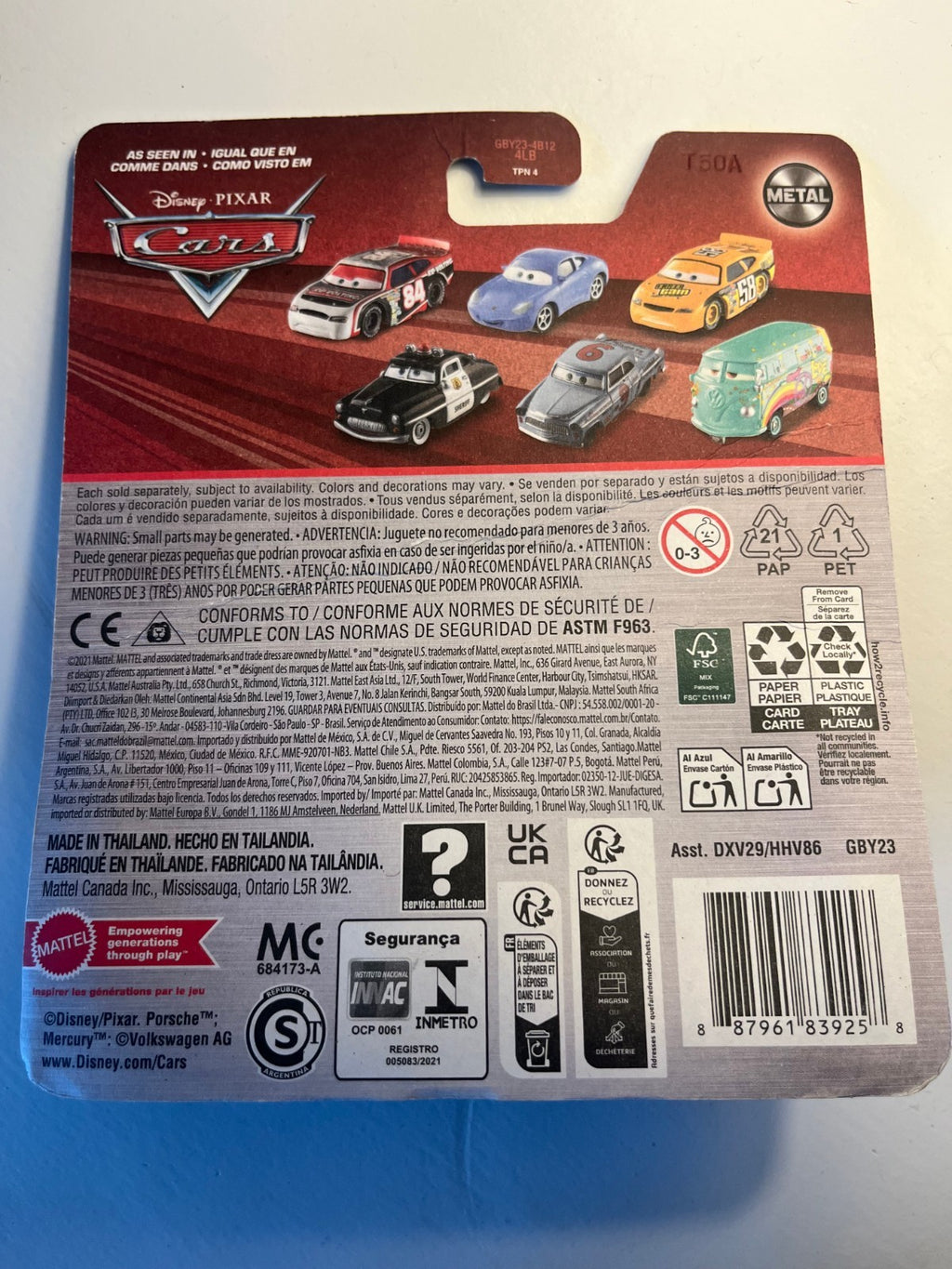 Voiture Cars Disney Pixar Chuck Armstrong
