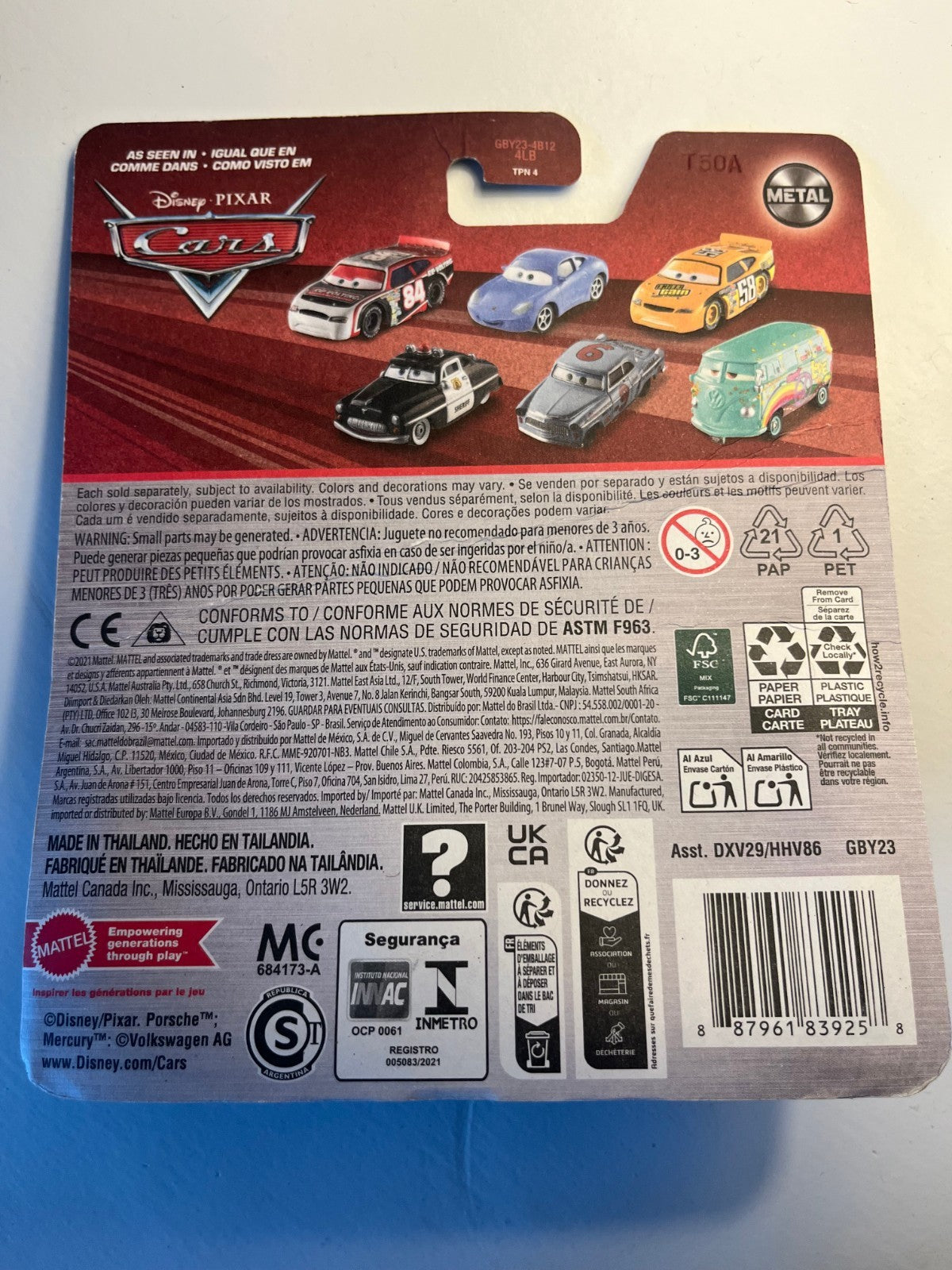 Voiture Cars Disney Pixar Chuck Armstrong