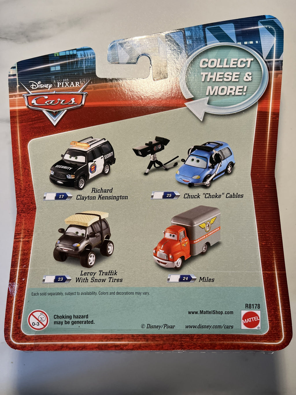 Camion Miles #24 – Disney Pixar Cars Deluxe – Service & Shipping – Mattel – Neuf sous blister