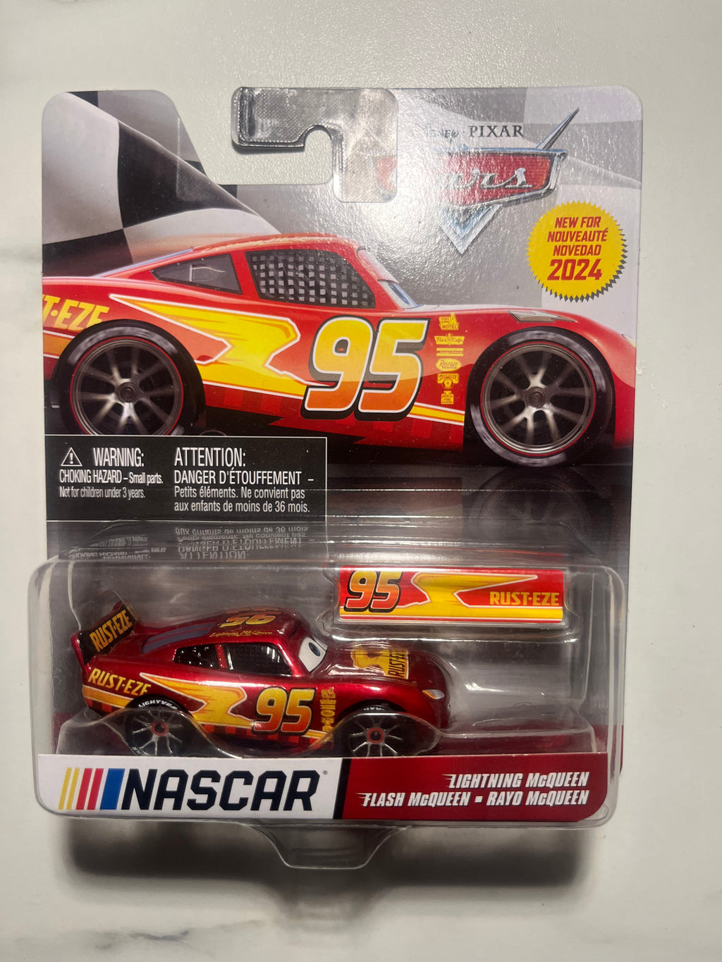 Lightning McQueen Rust-Eze NASCAR – Disney Pixar Cars – Mattel – Neuf sous blister