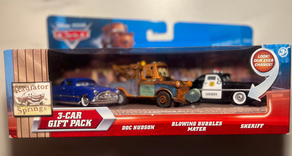Coffret 3 Voitures Radiator Springs – Doc Hudson + Mater + Sheriff – Disney Pixar Cars – Mattel – Neuf en boîte