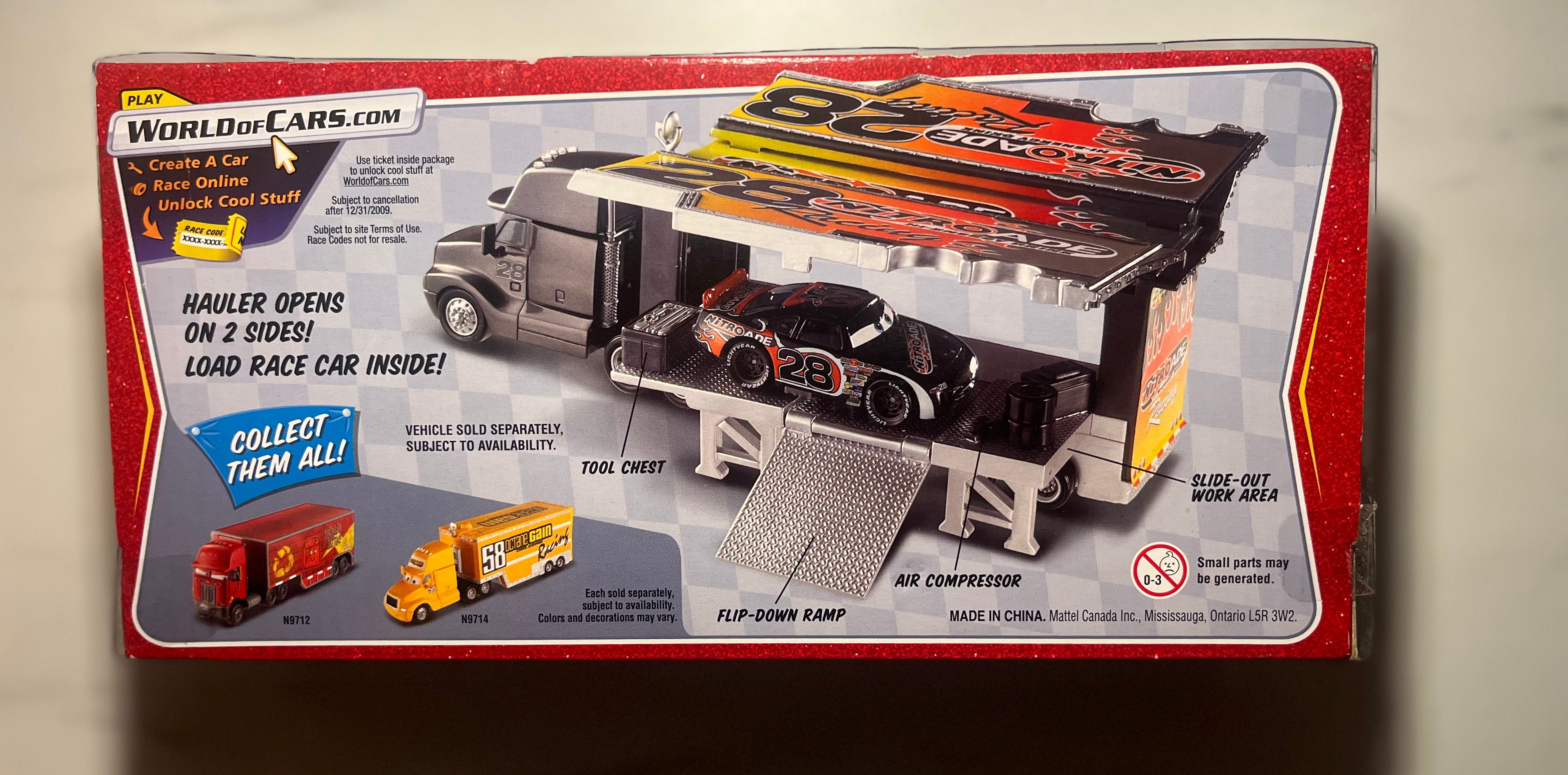 Camion Nitroade Hauler – Disney Pixar Cars – Mattel – Neuf en boîte