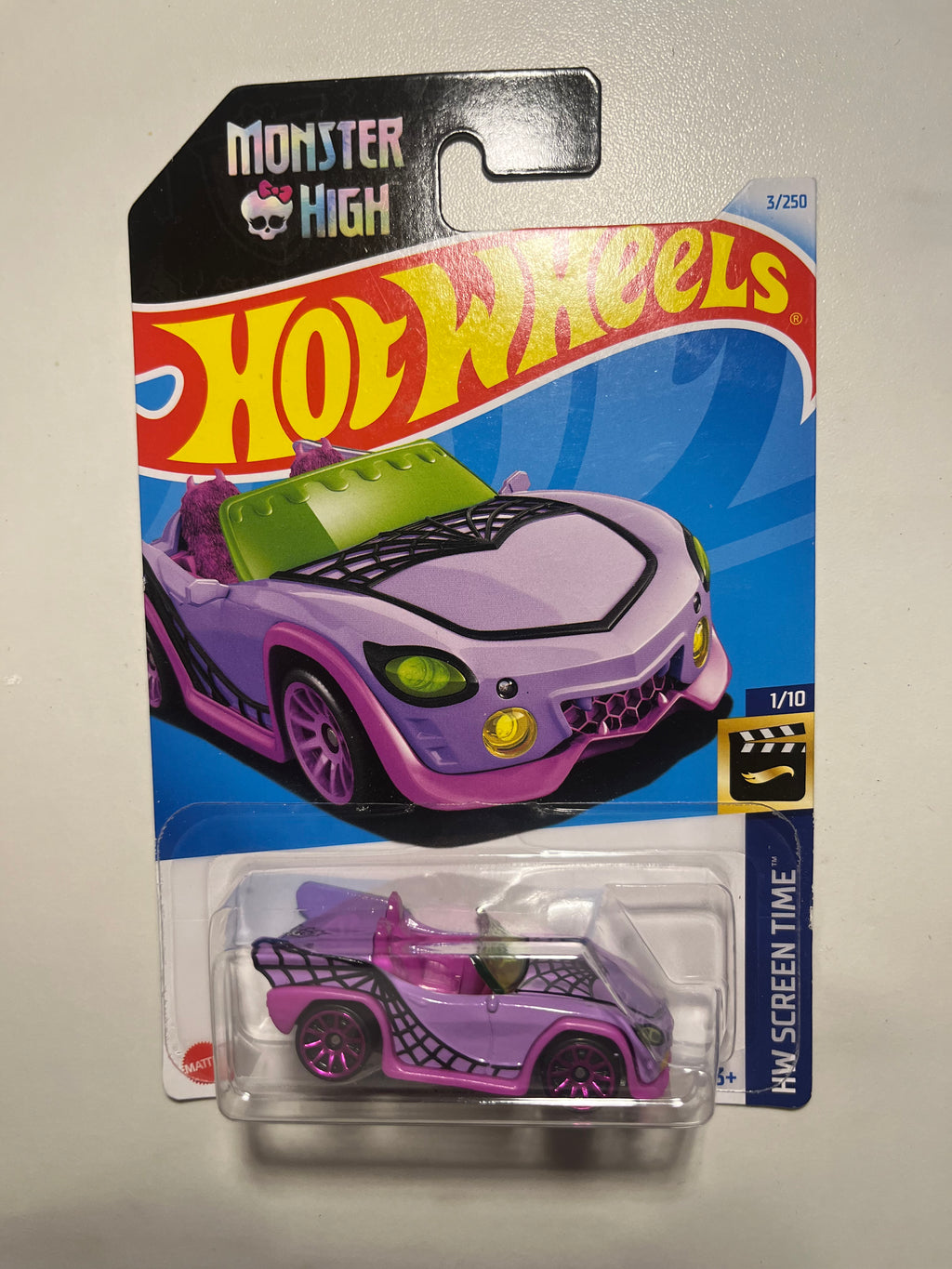 Hot Wheels Ghoul Mobile Monster High cabriolet violet toile d'araignée