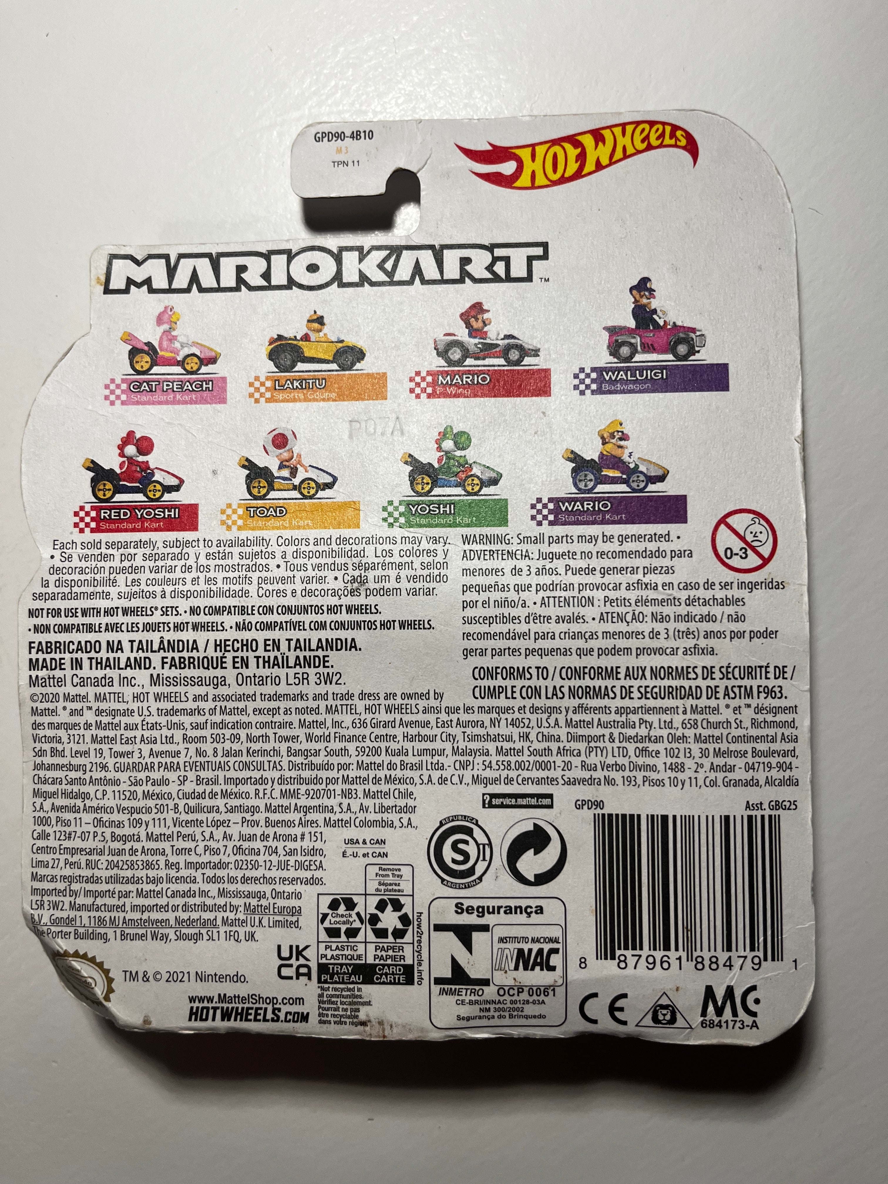 Red Yoshi – Standard Kart – Mario Kart Hot Wheels – Nintendo sous Blister