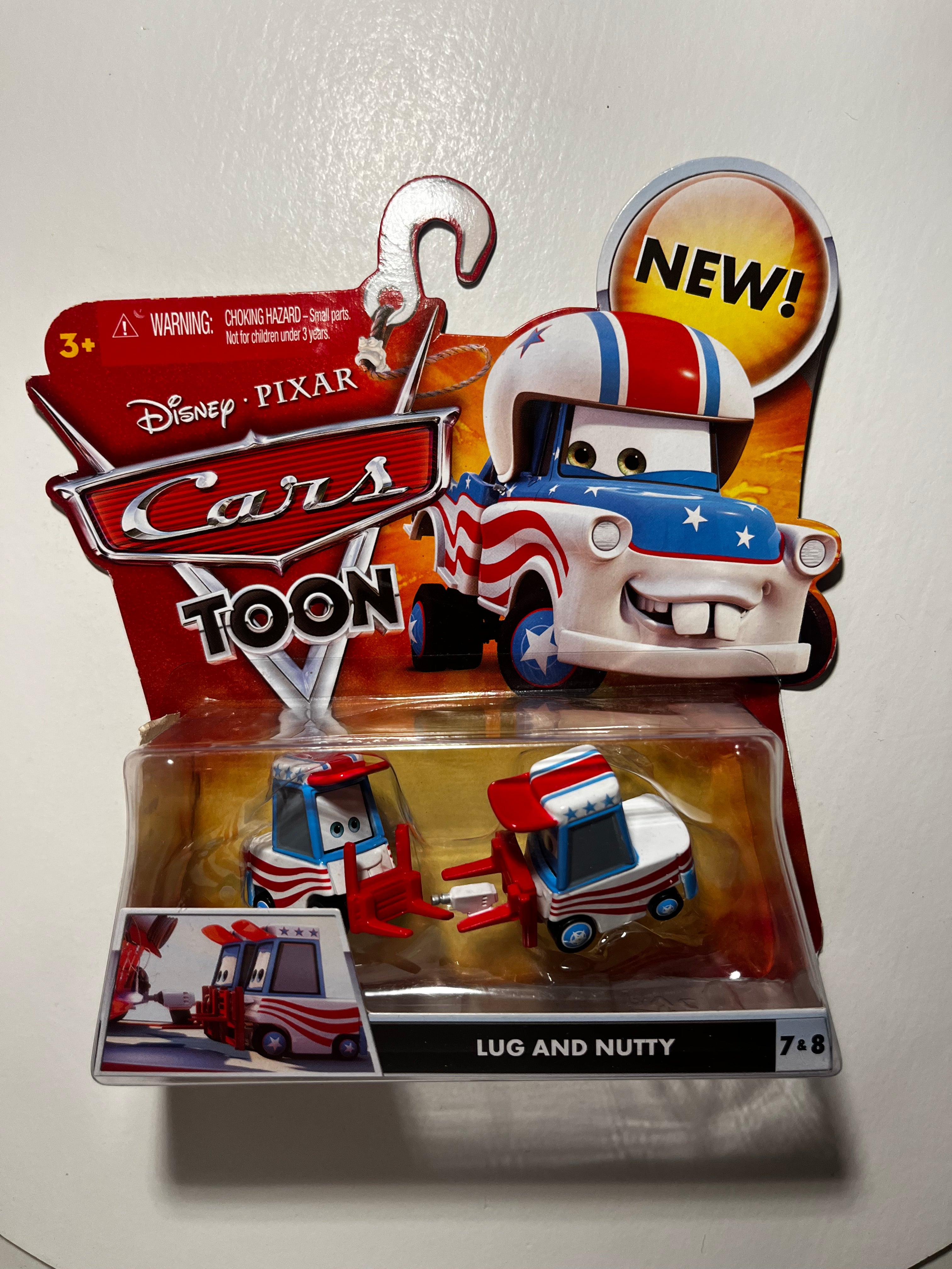 Coffret Lug and Nutty – Disney Pixar Cars Toon – Mini Forklifts Rare sous Blister