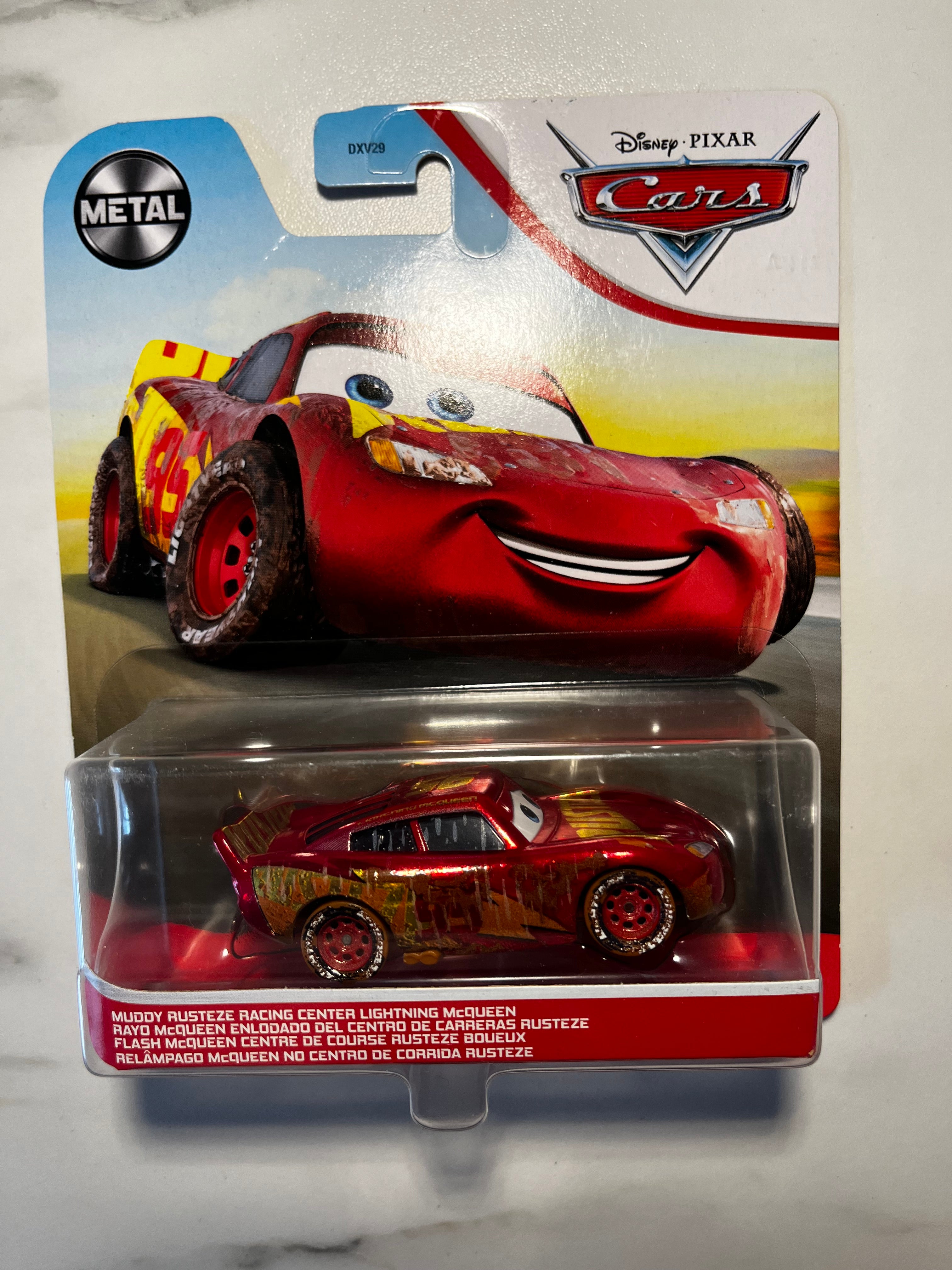 Disney Pixar Cars 3 – Muddy Rusteze Racing Center Lightning McQueen – Métal – Sous Blister