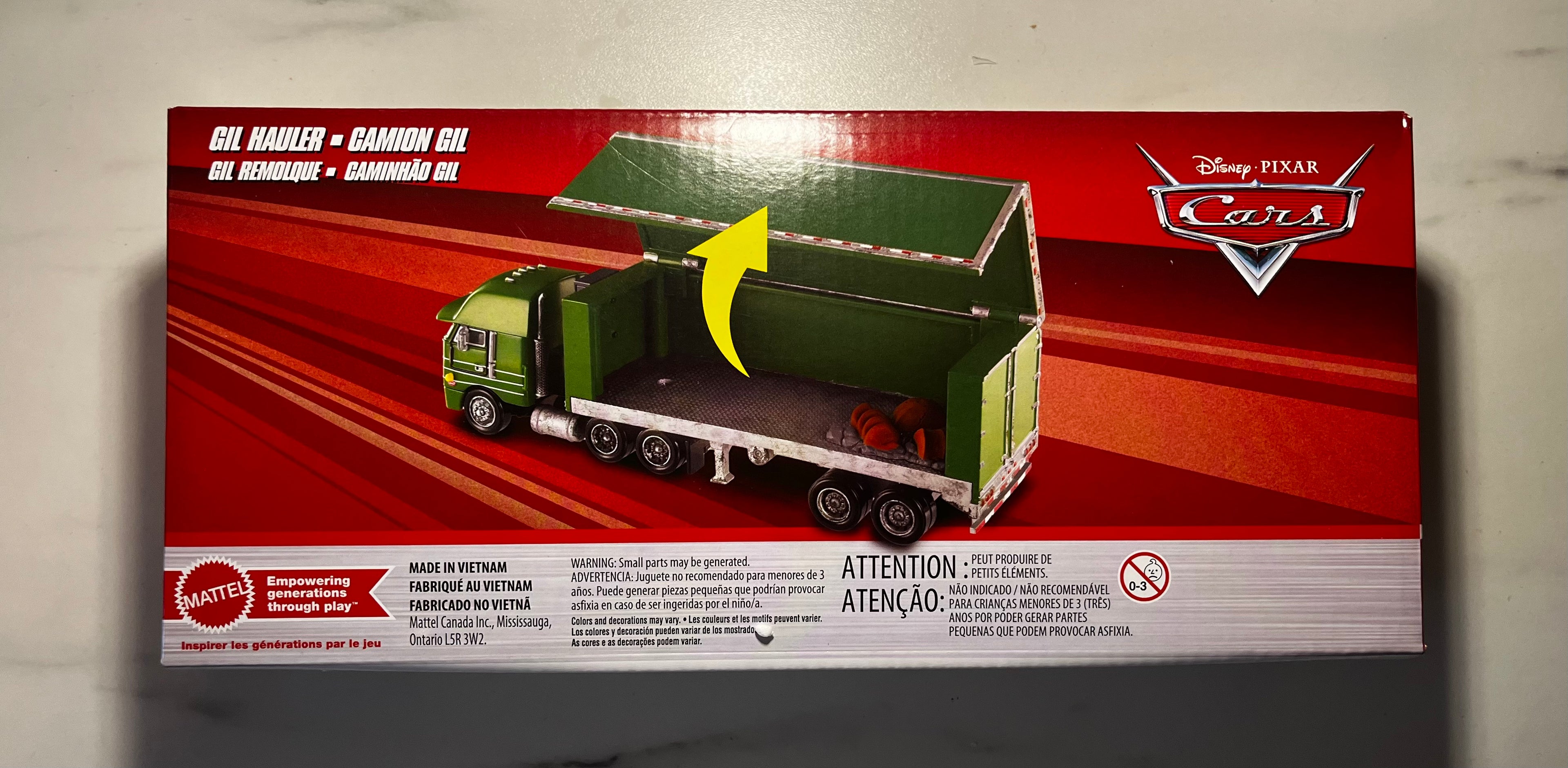 Camion Disney Pixar Cars – Gil Hauler 🚛🌿