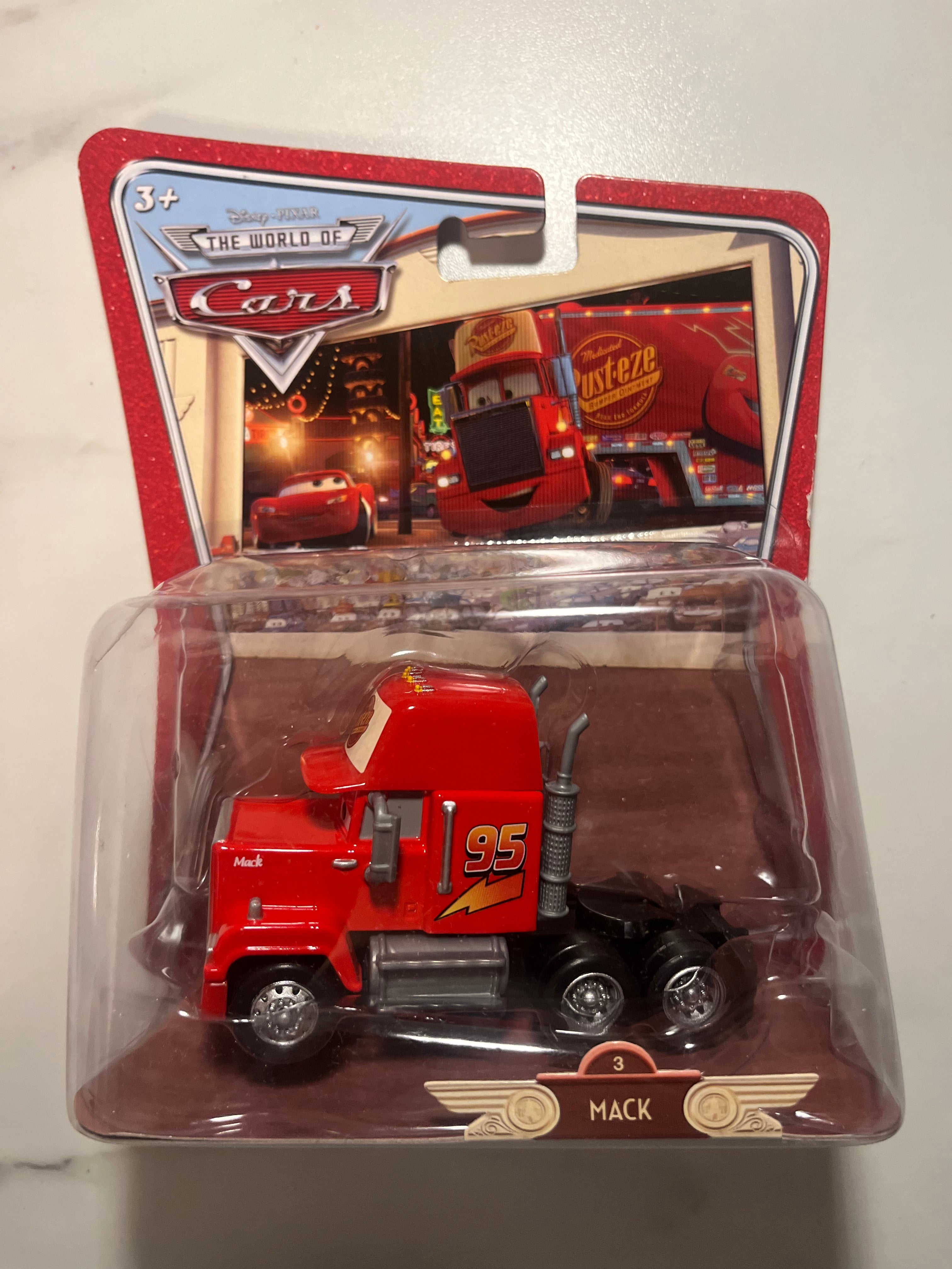 🚛 Camion Mack – The World of Cars Disney Pixar Mattel Neuf Blister